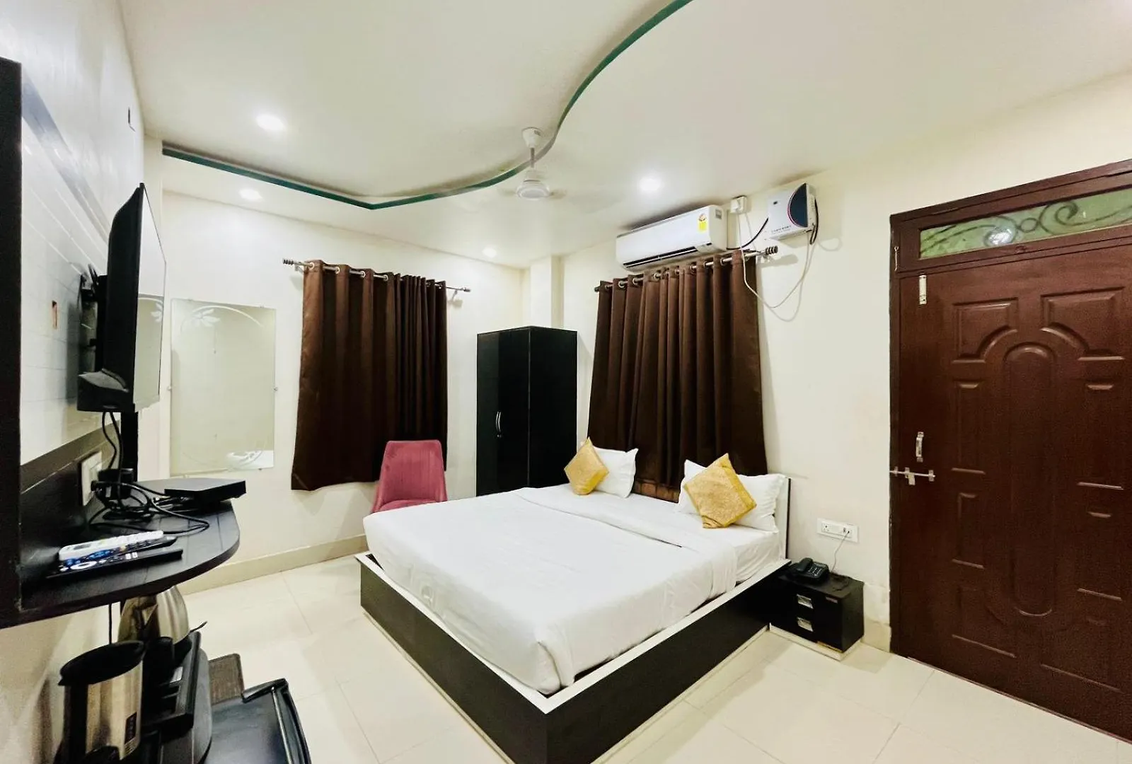Hotel Aastha International Varanasi India