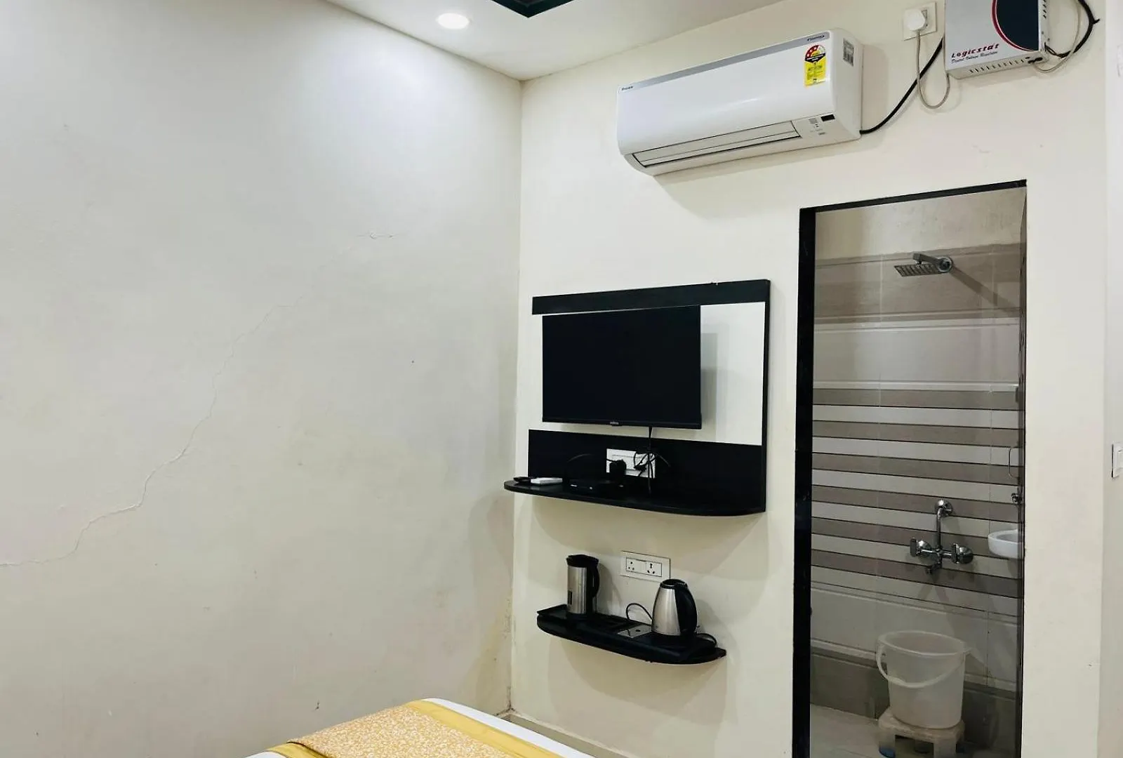 Hotel Aastha International Varanasi India